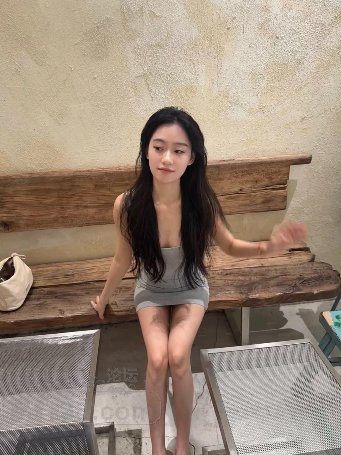 fny34f.jpg