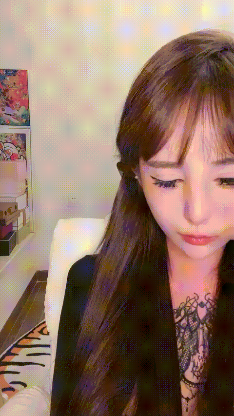 岡田纱佳_02_p80.gif