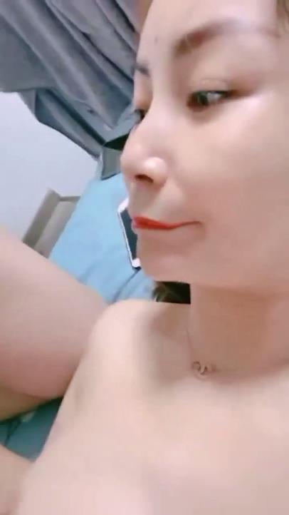 巨乳漂亮少妇[20240614-194502].jpg