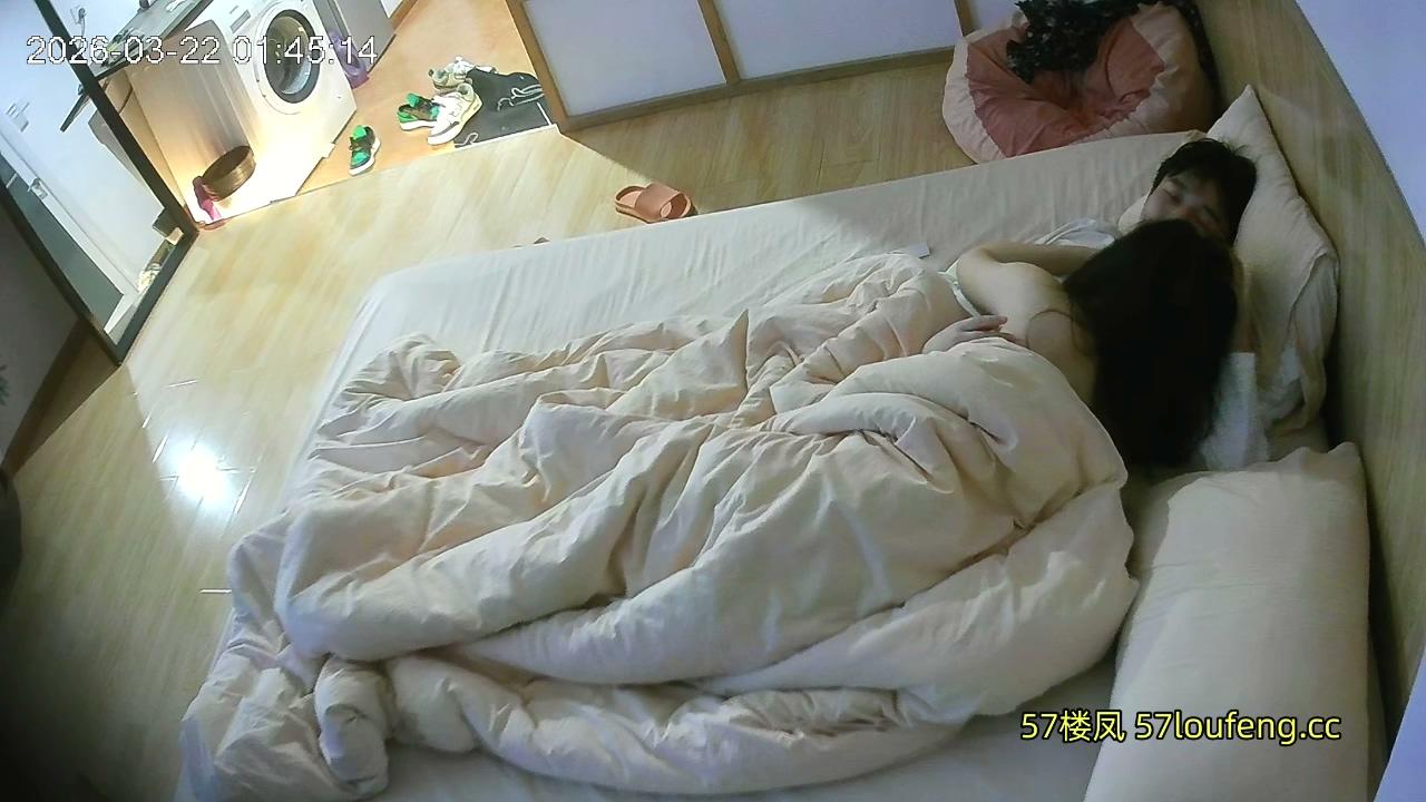 酒店针孔偷拍白嫩甜美小学妹和精瘦男友的激情周末~加干三炮~后续篇.mp4_20260330_2132.jpg