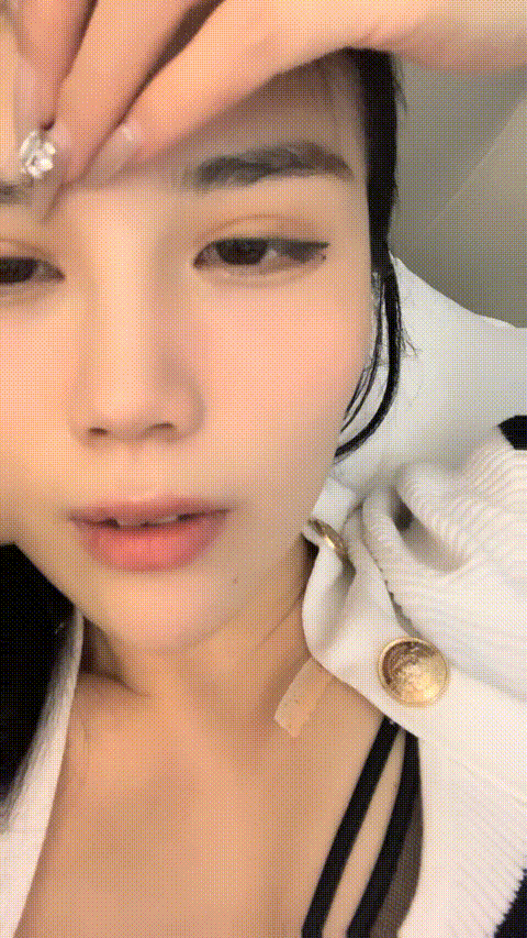 86360696_一线天小美_03_p60_compressed.gif