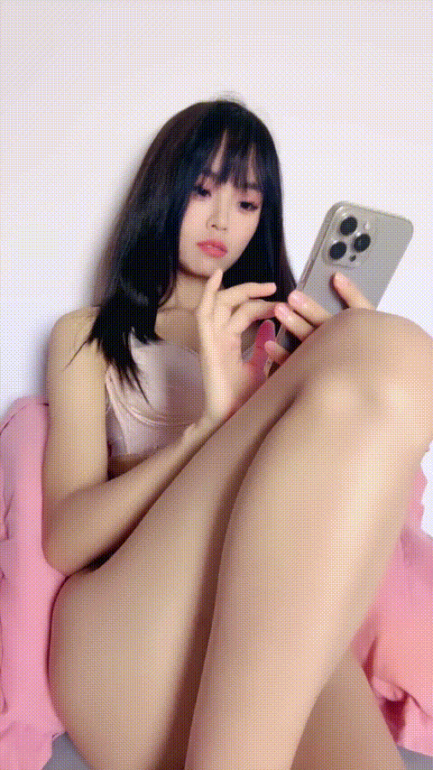 暖暖_20260211_175756_p40_compressed.gif