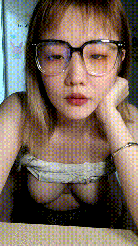 31466159_02小太妹_小可妹妹_01_000001oqqo_p20_compressed_compressed.gif