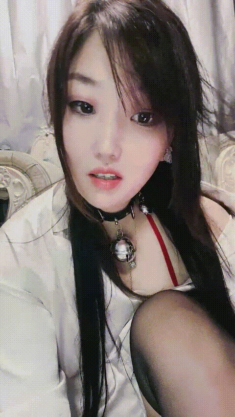 小南荨_04_p60_compressed.gif