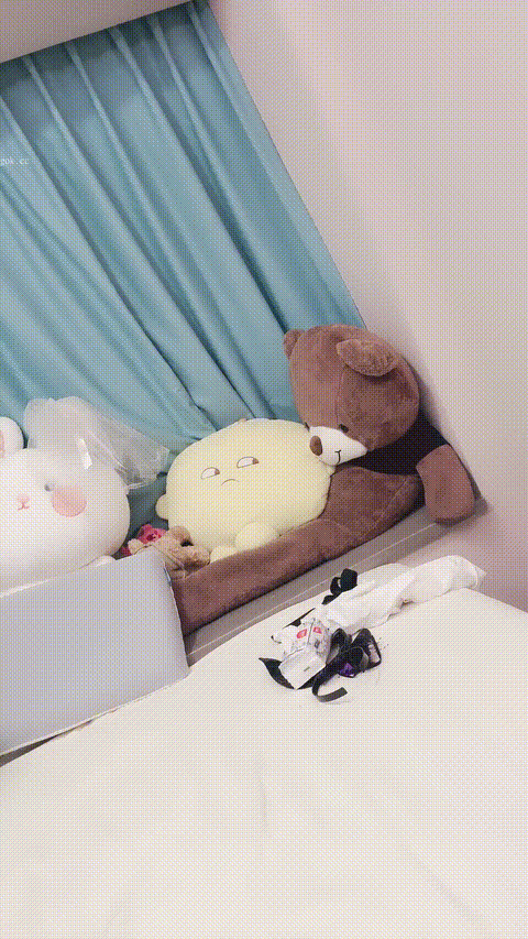多小时合集【池早】人美声甜 性欲强！身材一流 道具自慰 (4)_p40.gif