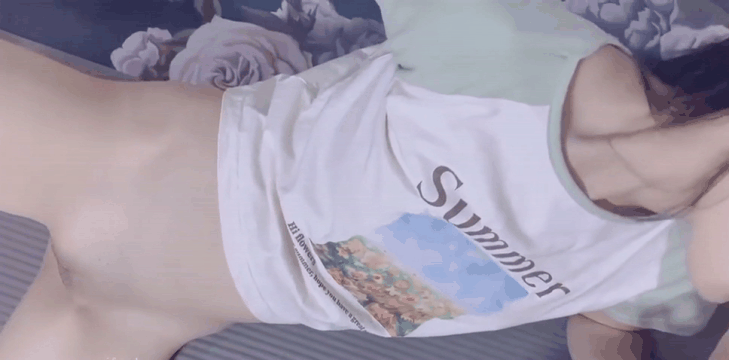 大神七夕约炮白嫩的小女友 各种姿势猛操她的无毛小嫩B_start40s_1s.gif