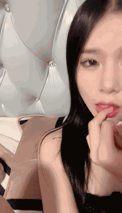116e389ff67a2cf13c_compressed.gif