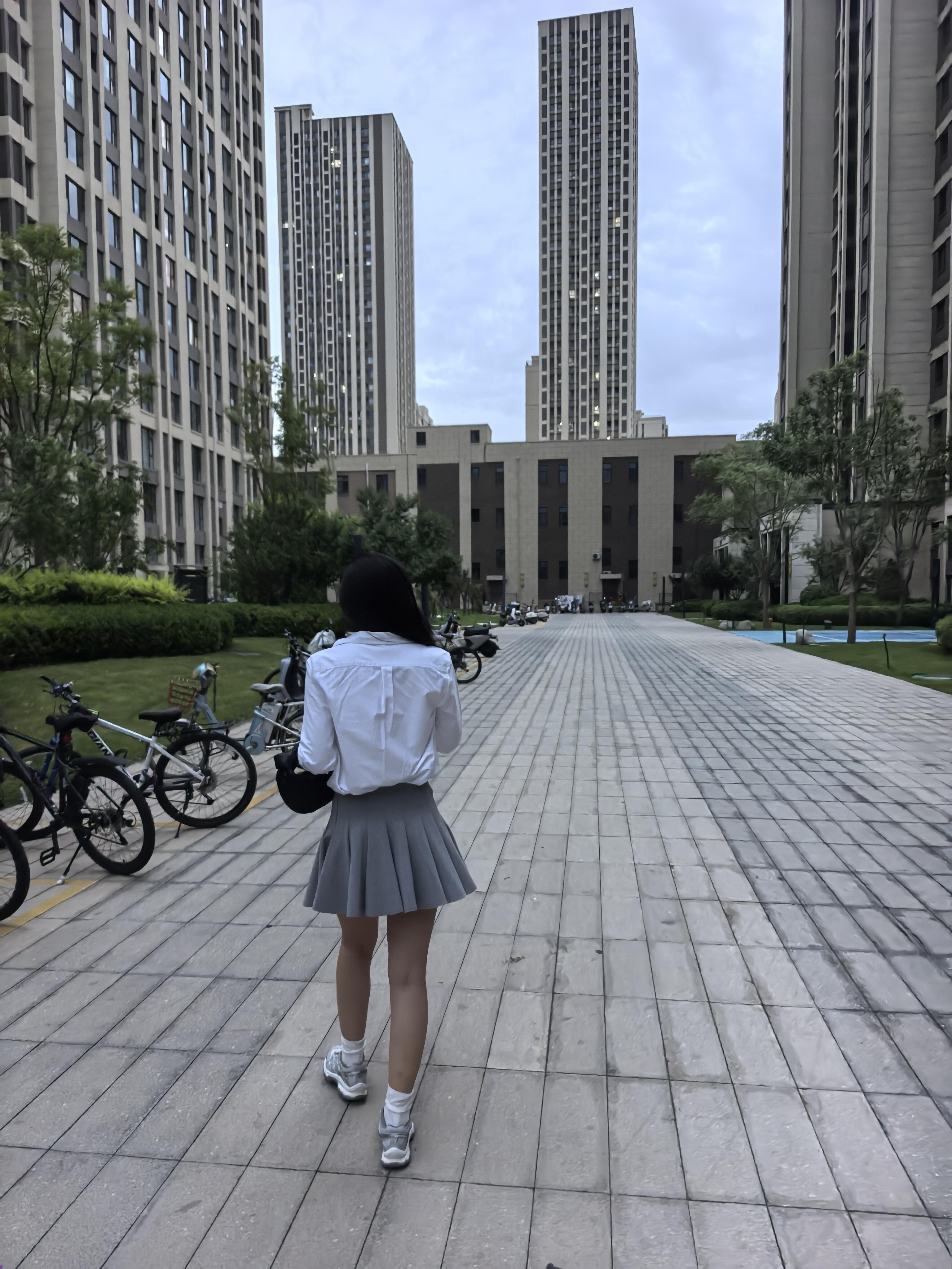 688337d4ec493.jpg