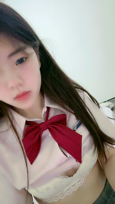#清纯个屁吖___8_p80_compressed.gif