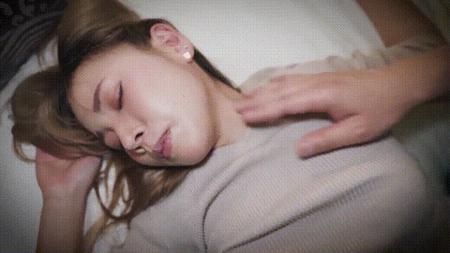 迷玩漂亮美女_start401s_3s.gif