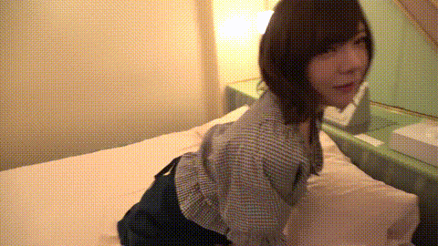 FC2-PPV-4767105_p5.gif