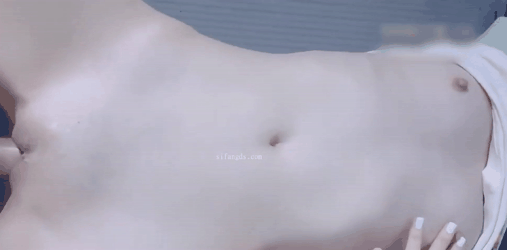 大神七夕约炮白嫩的小女友 各种姿势猛操她的无毛小嫩B_start320s_1s.gif.gif