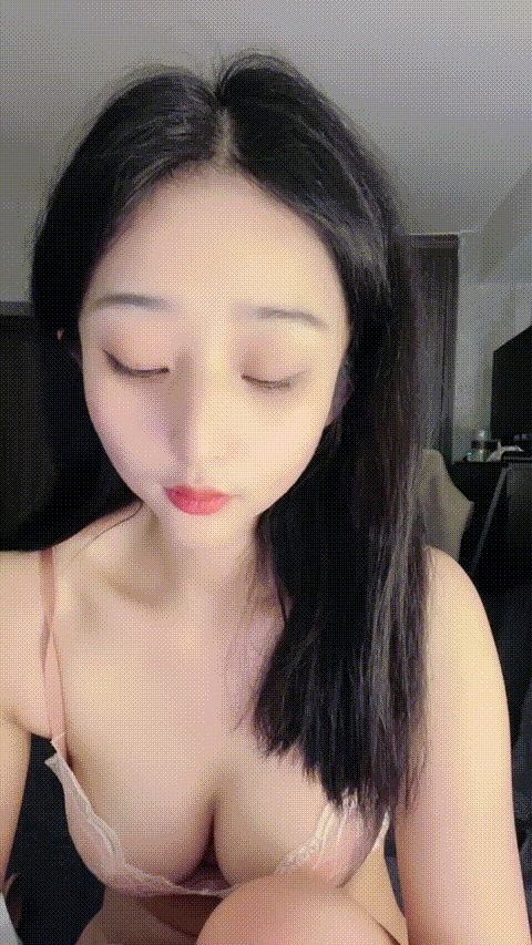 【航空菲菲】极品模特身材撸管专用_性感骚舞道具自慰！_7_p60.gif
