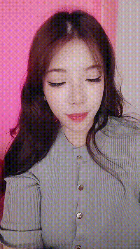 纯情小慧 591369473_ 1212-040130 01_01_09-_p40_compressed.gif