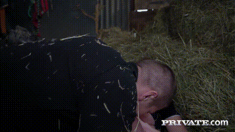 Honour May Rides at the Stable_p20.gif