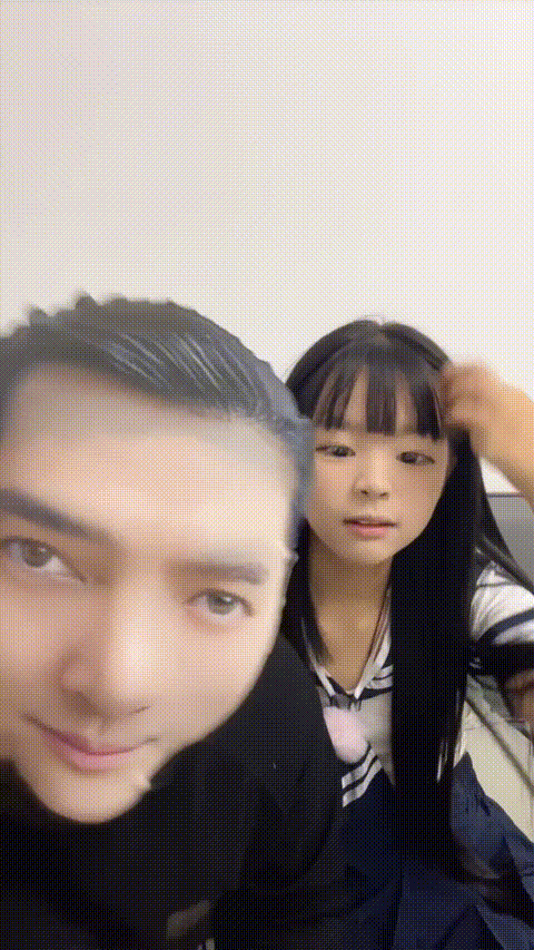 小可爱萌萌哒_20260201_105725_p5_compressed.gif