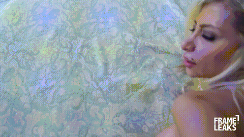 Lisa And Christian - Rimini_p80.gif