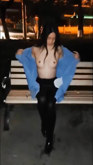 03563312.jpg