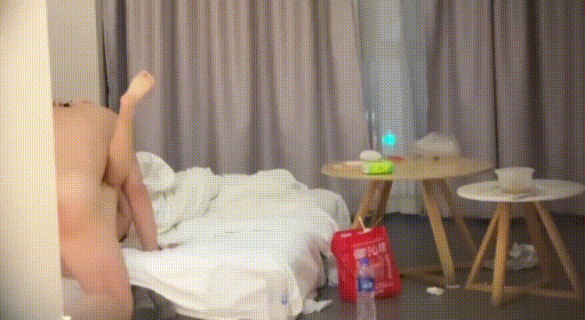 1 (4)_compressed.gif