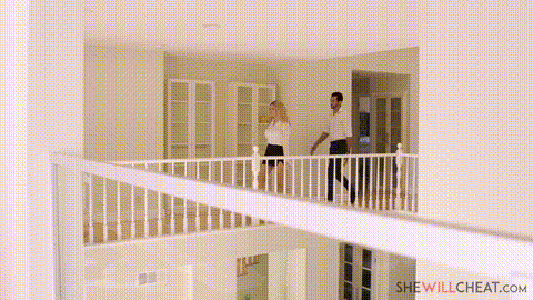 Aviana Violet tries a new hire out for size_p5.gif