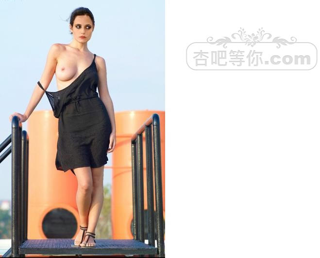6ef8ca2565afb287c414ca3e04f3056b_236893_Eva_Green.jpg