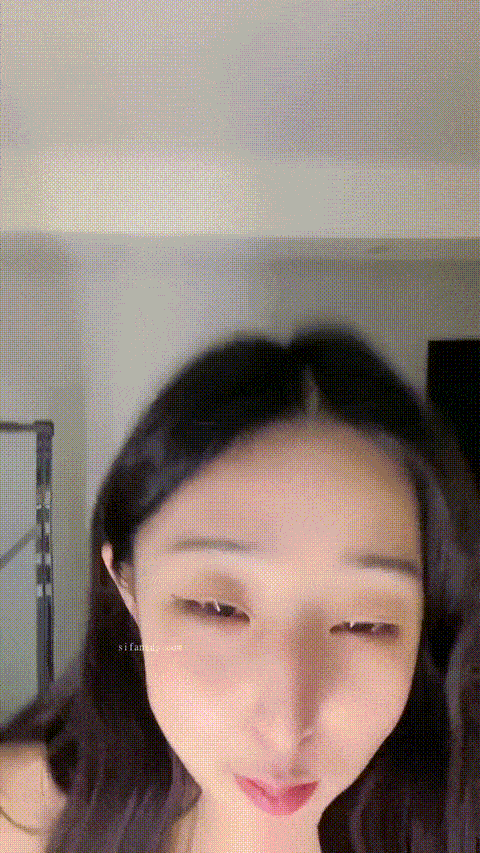 【航空菲菲】极品模特身材撸管专用_性感骚舞道具自慰！_9_p5 (2).gif