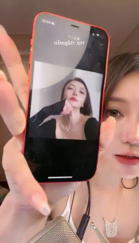 小巫婆_包租婆收租_00000ygo5o_p5_compressed.gif