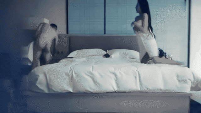 探花_【9總全國探花】性感美腿紋身少婦TP啪啪，舌吻調情口交後入大力猛操，呻吟嬌喘非.gif