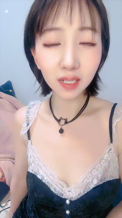 新人【小猫有猫病】骚逼小妹妹奶子真好看 明星颜值 大奶翘臀 长腿嫩穴 吐舌揉奶掰穴自.gif